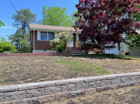 1178 Canal Avenue, Manahawkin, NJ 08050