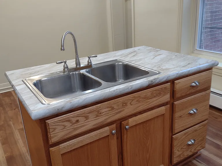 17 N Hanover St #5 — Photo 3
