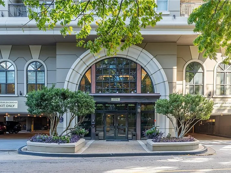 3334 Peachtree Rd NE #1714 — Photo 4