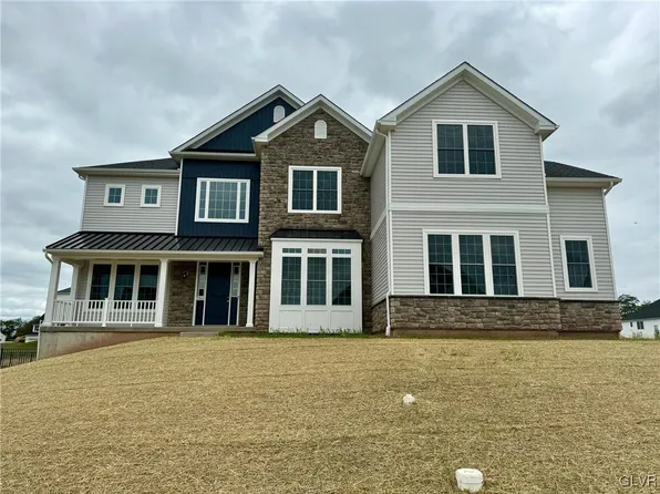 2805 Stonewall Dr #13, Center Valley, PA 18034