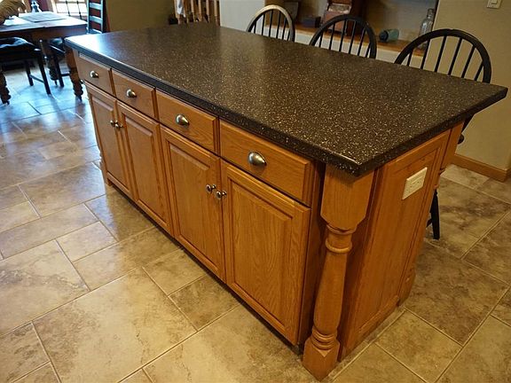 Island with Storage and Seating