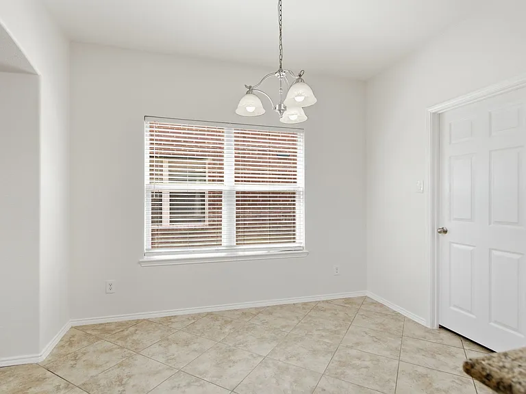 15636 Gatehouse Dr — Photo 11