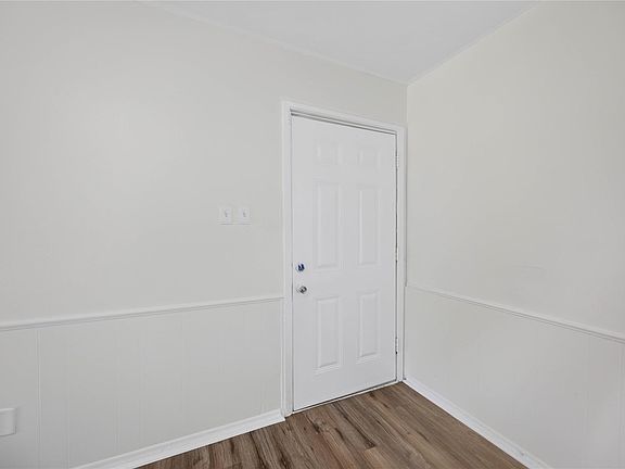 4th image of 5114 Heatherbrook Dr