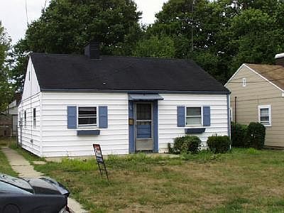 1st image of 523 Dot St