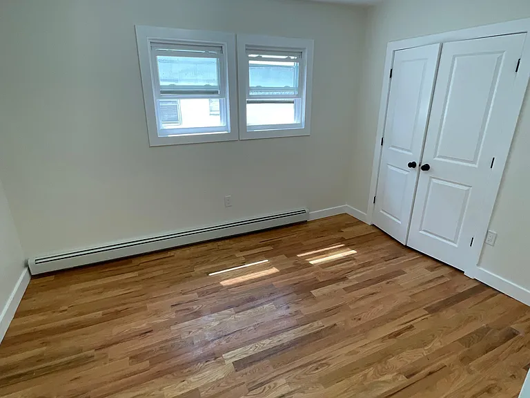 207 Hansbury Ave #2F — Photo 6