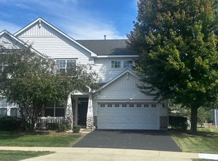 343 Tracy Ln, Elgin, IL 60124