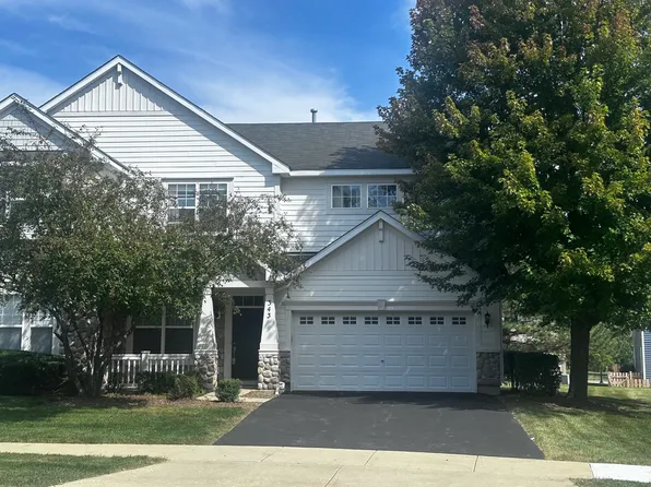 343 Tracy Ln, Elgin, IL 60124