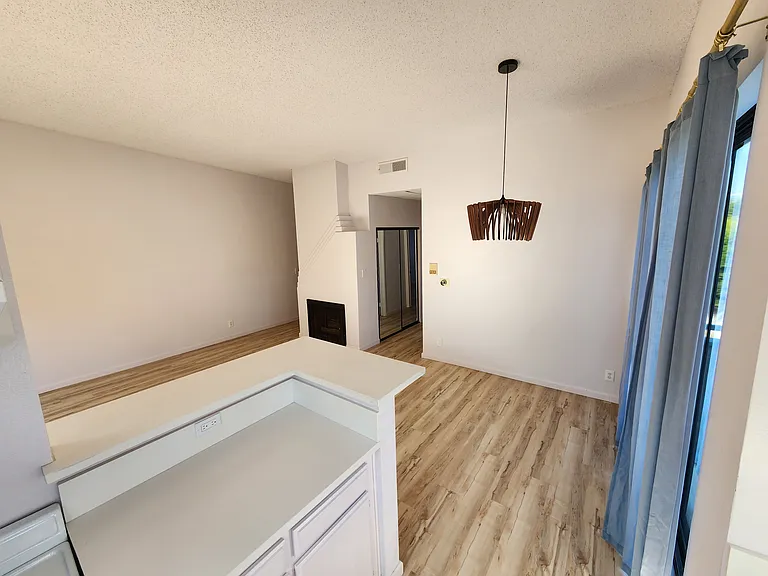 2572 S Centinela Ave #7 — Photo 3