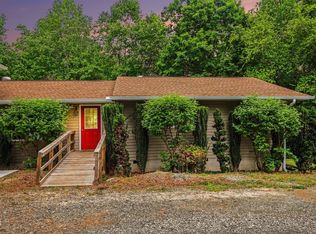 207 Oakland Dr, Apex, NC 27539