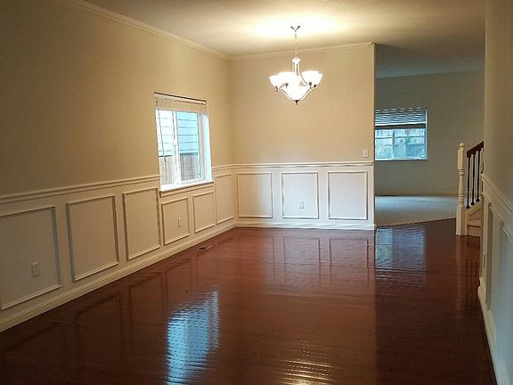 3rd image of 3615 SE 190th Ave