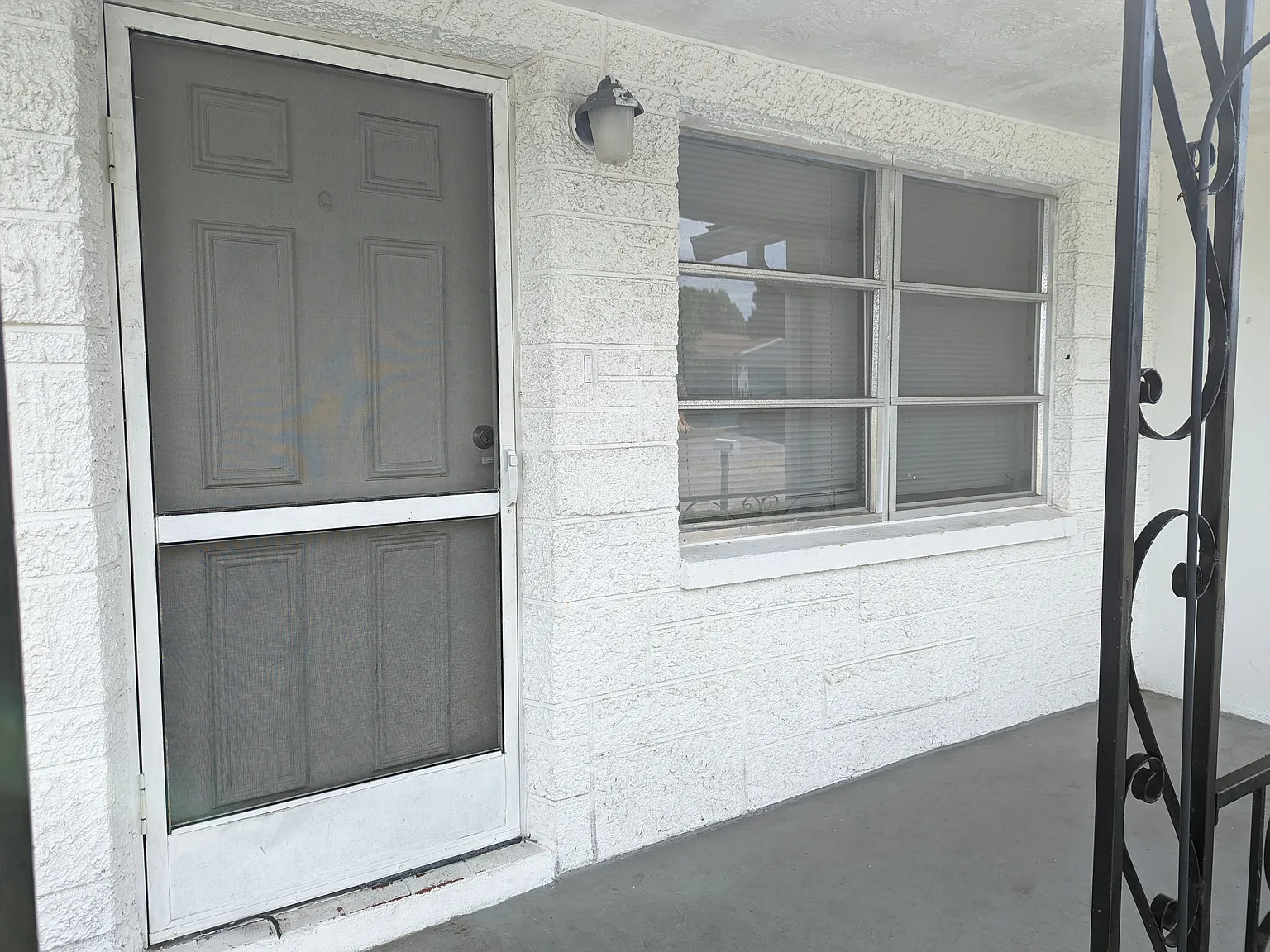 Two bedroom in Regency Park — Photo 2