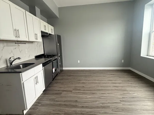 98 Clinton Ave, Newark, NJ