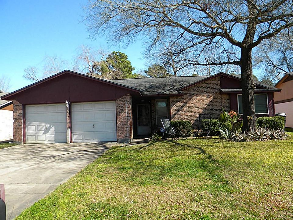 1st image of 551 Kenwood Ln