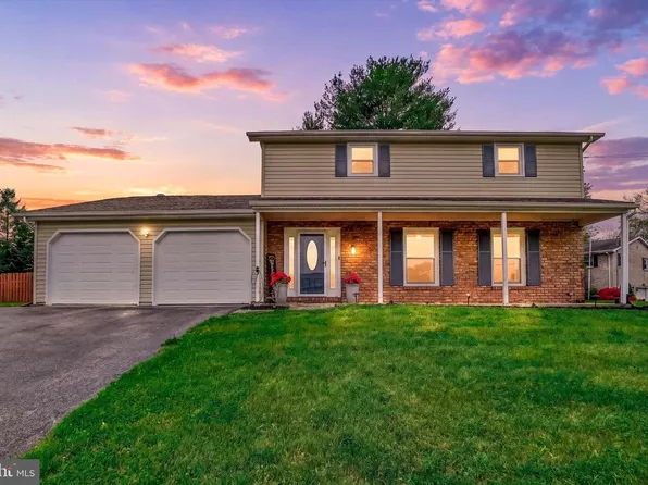 2252 Chestnut Rd, York, PA 17408