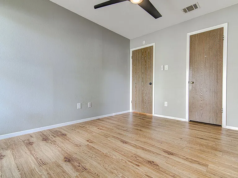 11803 Hyacinth Dr — Photo 13