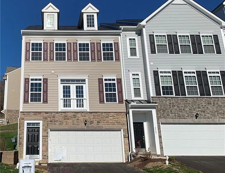 2259 Flint Dr — Photo 2