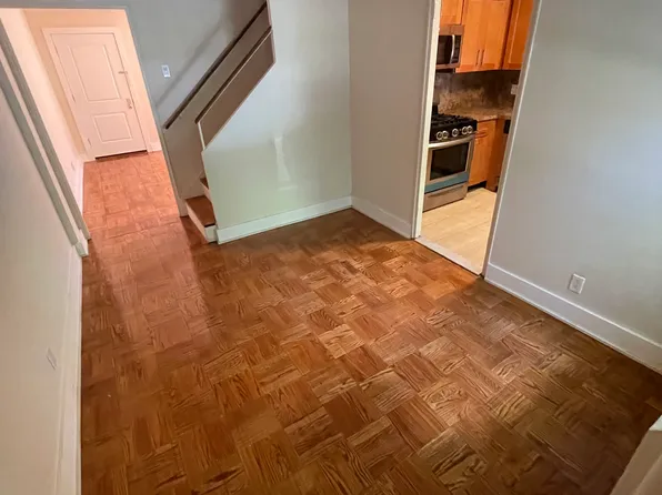 (undisclosed Address), Fresh Meadows, NY 11365