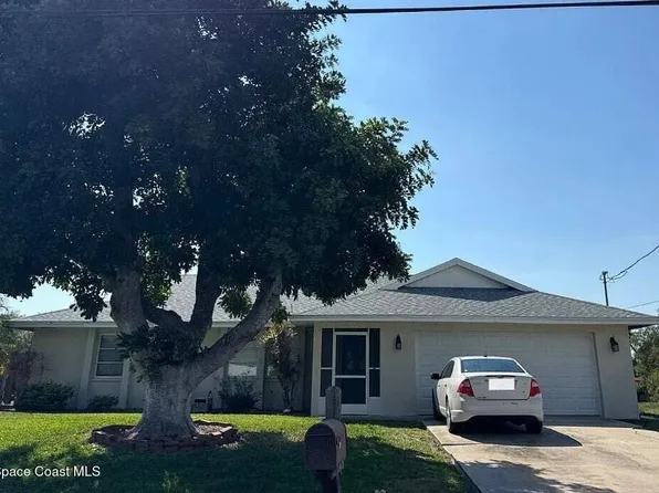 11679 Claremont Dr, Pt Charlotte, FL 33981