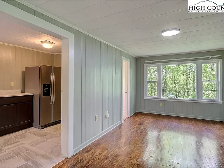 169 Hayes St — Photo 8