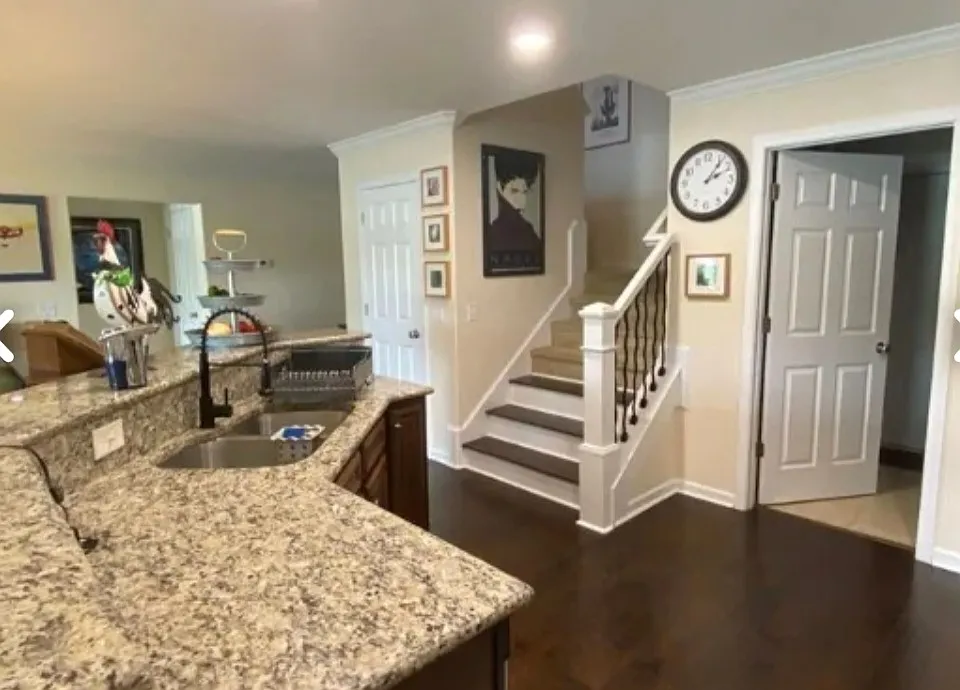 13 Sunnydale Ln