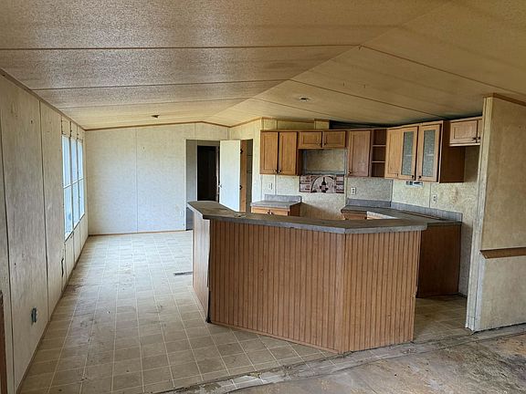 2nd image of 190 George Ln