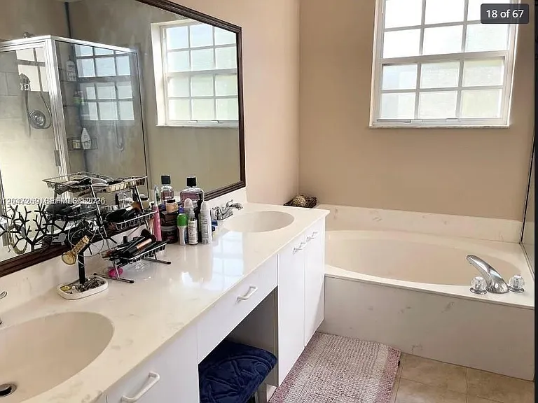 409 NW 87th Ln — Photo 10