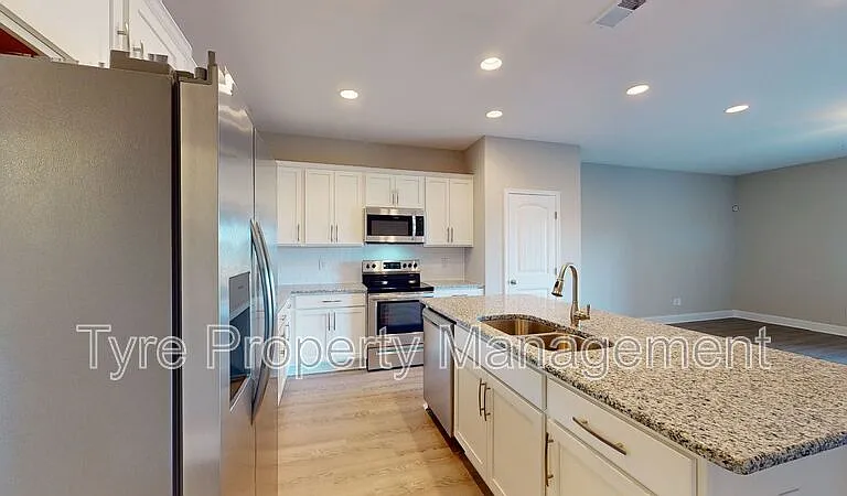 2608 Sailor Rose Ln #B — Photo 31