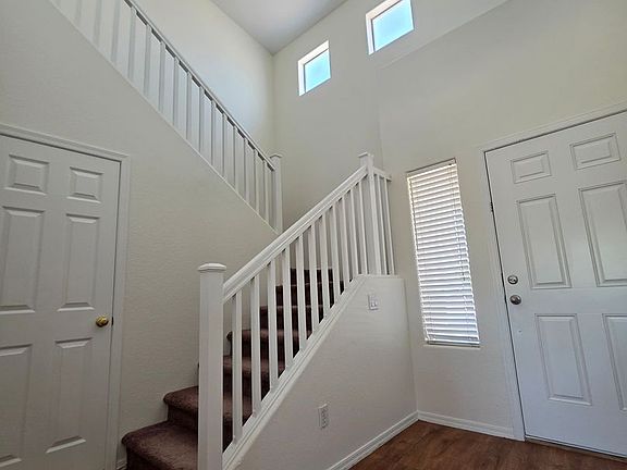 4th image of 22257 N Gibson Dr
