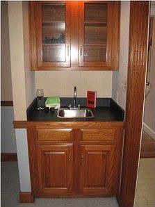 Wet Bar/ Family Room