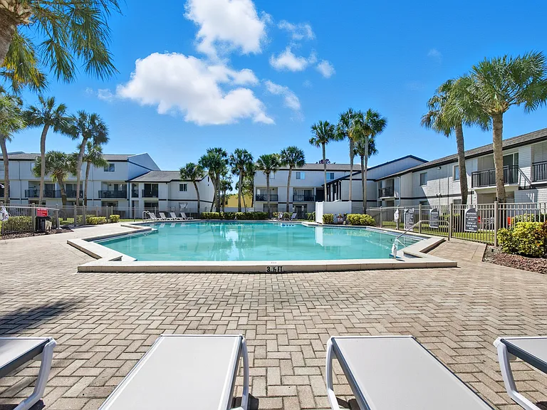 Palmera Pointe — Photo 21