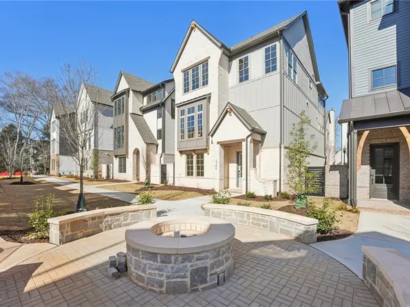 2285 Park Walke Dr, Alpharetta, GA 30009