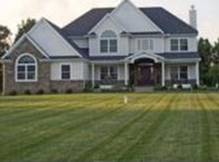 160 W Dexter Trl, Mason, MI 48854