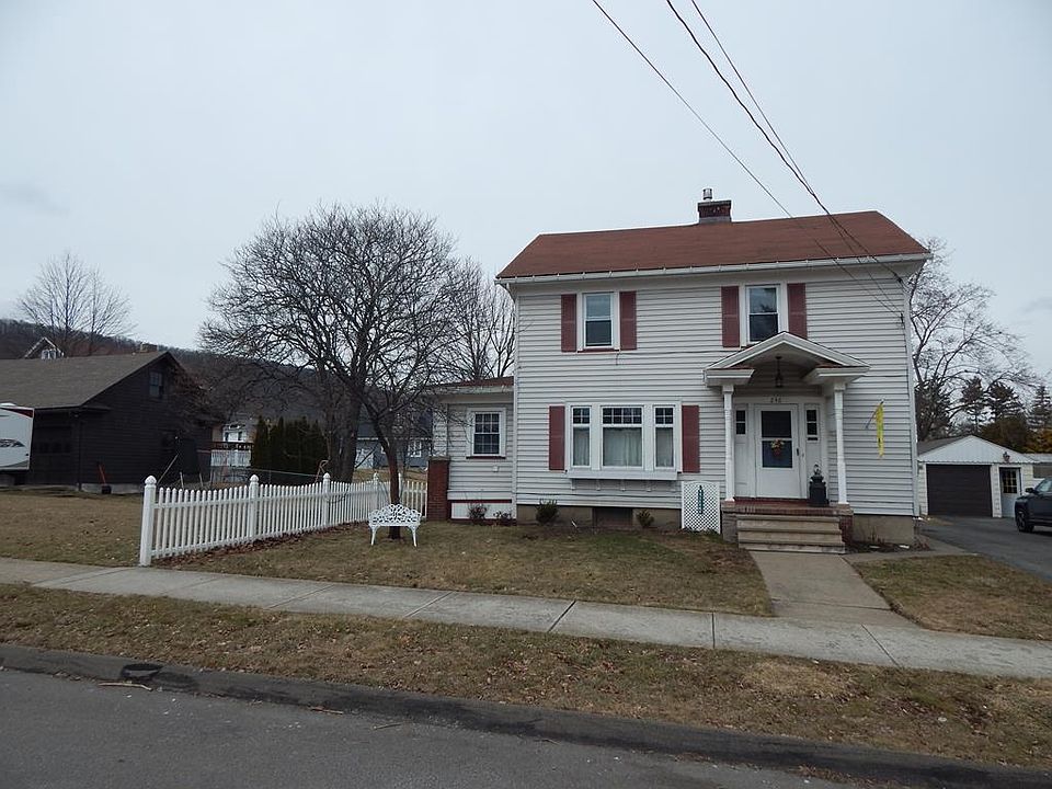 1st image of 236 Chapman Pl