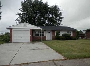 1852 Fair Oaks Dr, Sidney, OH 45365