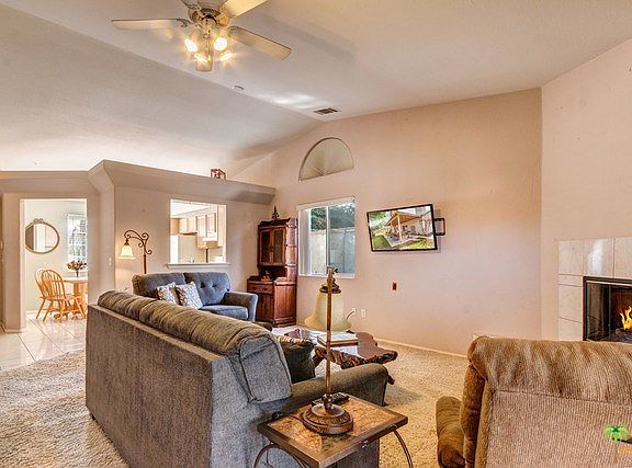 Living Roomlk