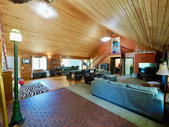 5th image of 2780 Mountain Rd