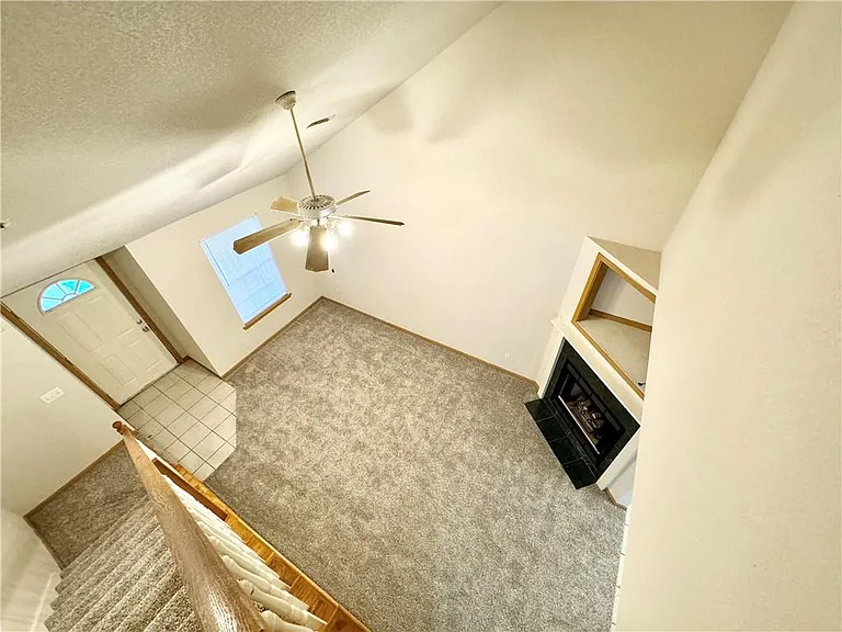 2203 E Cinnamon Way — Photo 3
