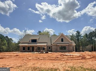 619 Shepherds Xing, Oxford, GA 30054