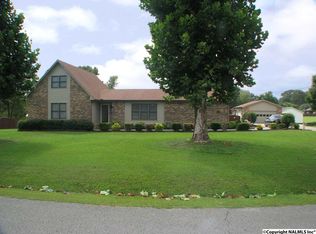 4003 Belle Orchard Dr, Fayetteville, TN 37334