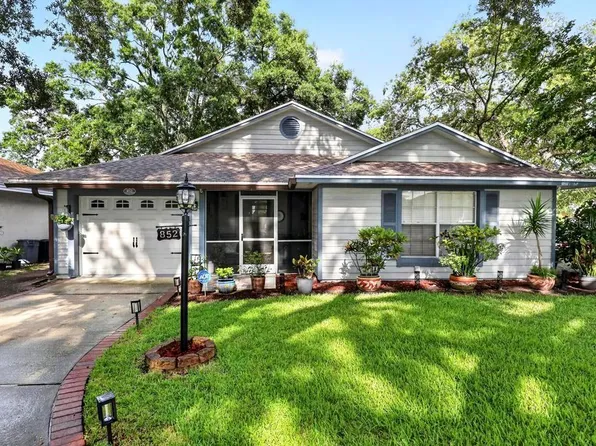 852 FRANKLIN CIRCLE, PALM HARBOR, FL 34683