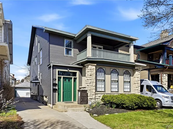 121 Fordham Dr, Buffalo, NY 14216
