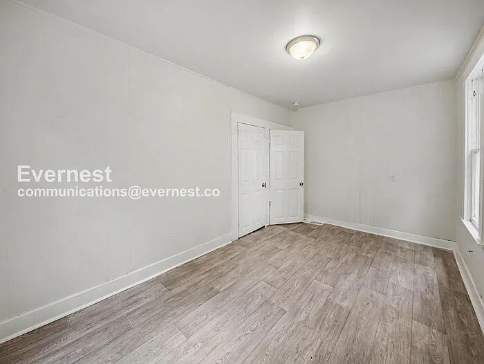 2709 30th St — Photo 18