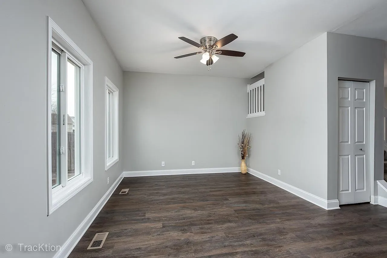 14027 S Oregon Dr — Photo 2