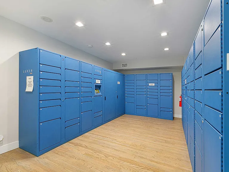River Club Apartments — Photo 36