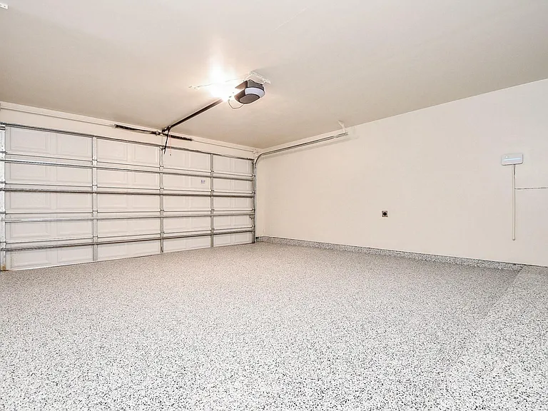 802 Childers Ct — Photo 47