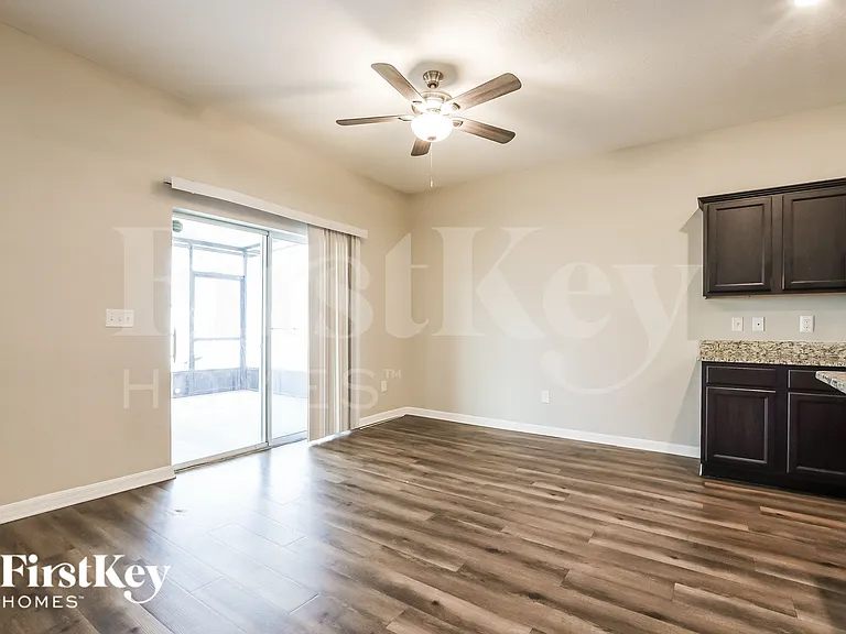 3941 Saltmarsh Loop — Photo 3