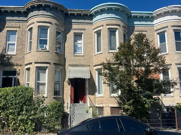 152 E 35th St, Brooklyn, NY 11203