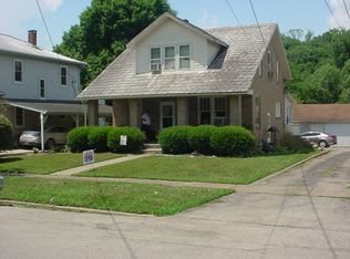 205 W 8th St, Manchester, OH 45144