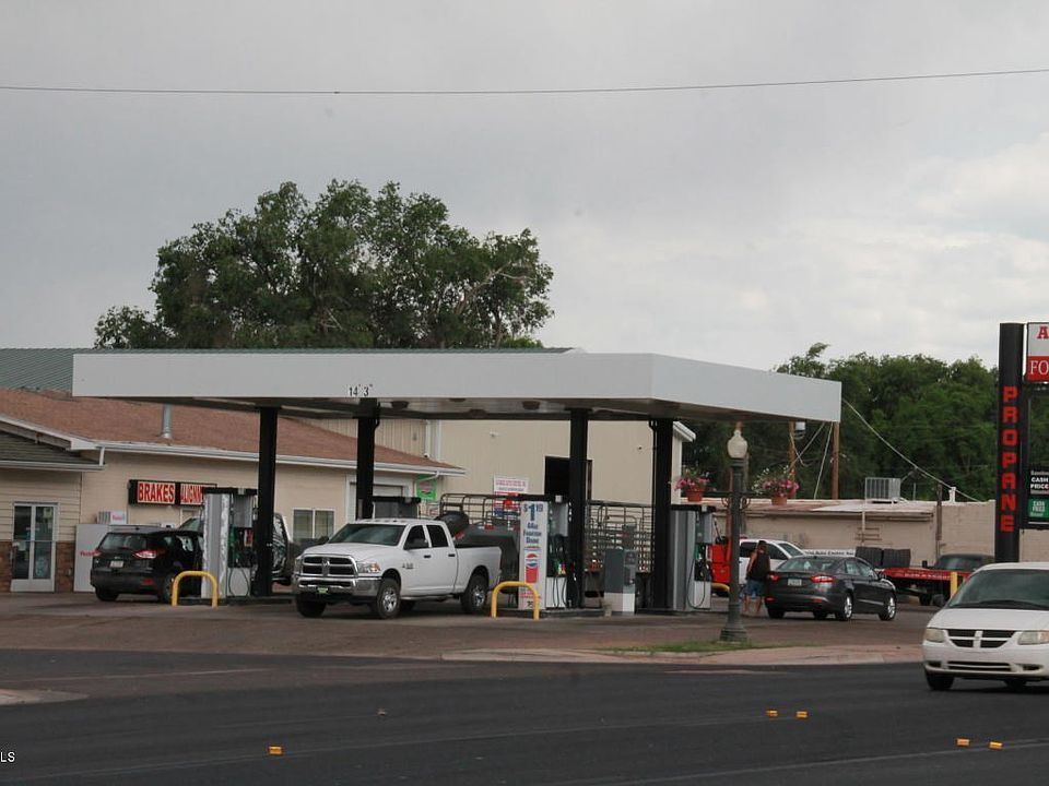 Main St