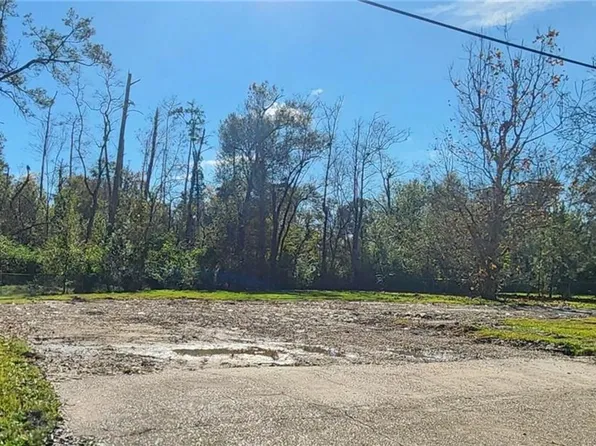 631 Urban St, Sulphur, LA 70663